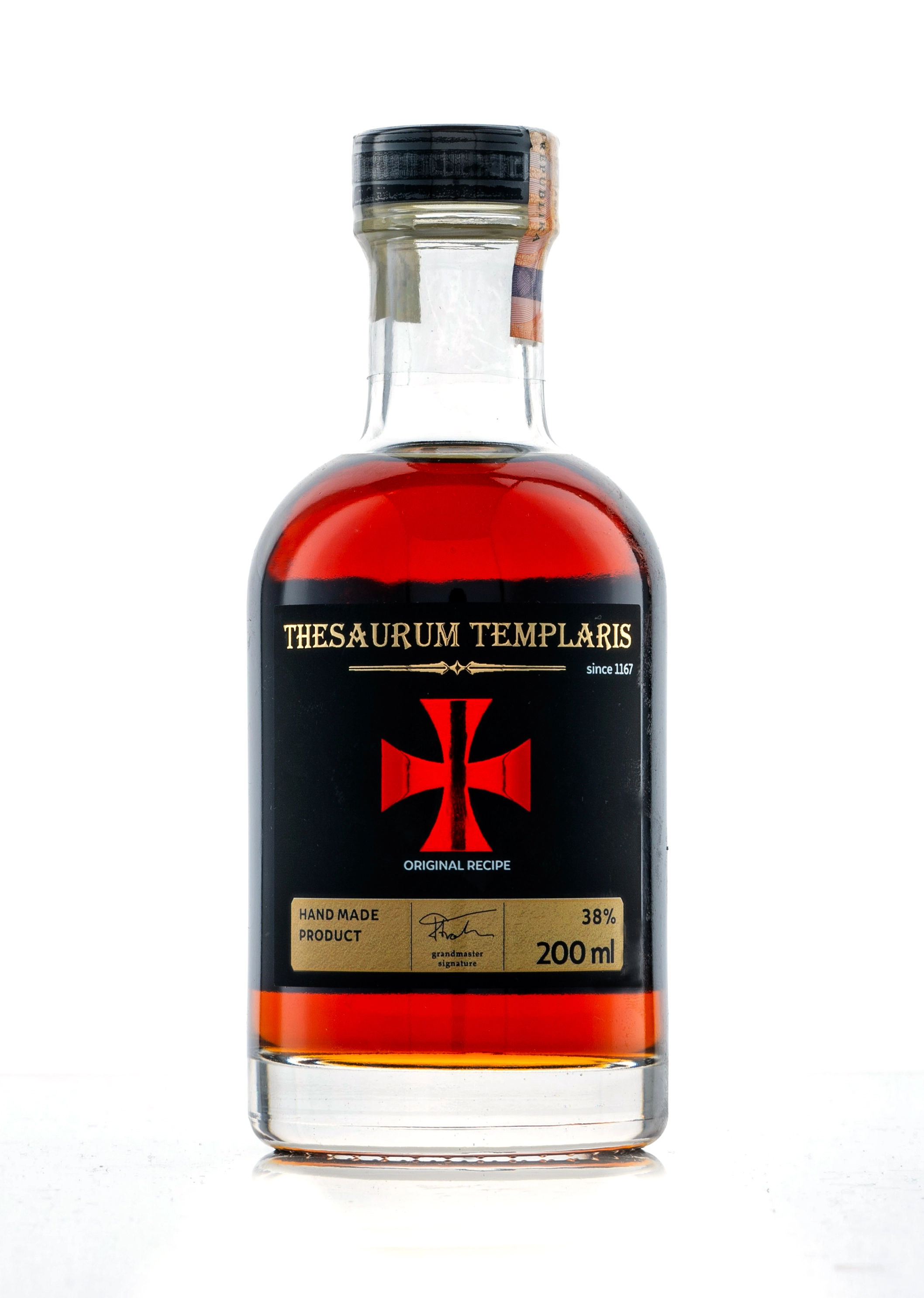 Thesaurum templaris 200ml Thesaurum teplaris v latině znamená Poklad templářů, je původní bylinný likér templářských rytířů. Nabízíme jej také v dárkovém...